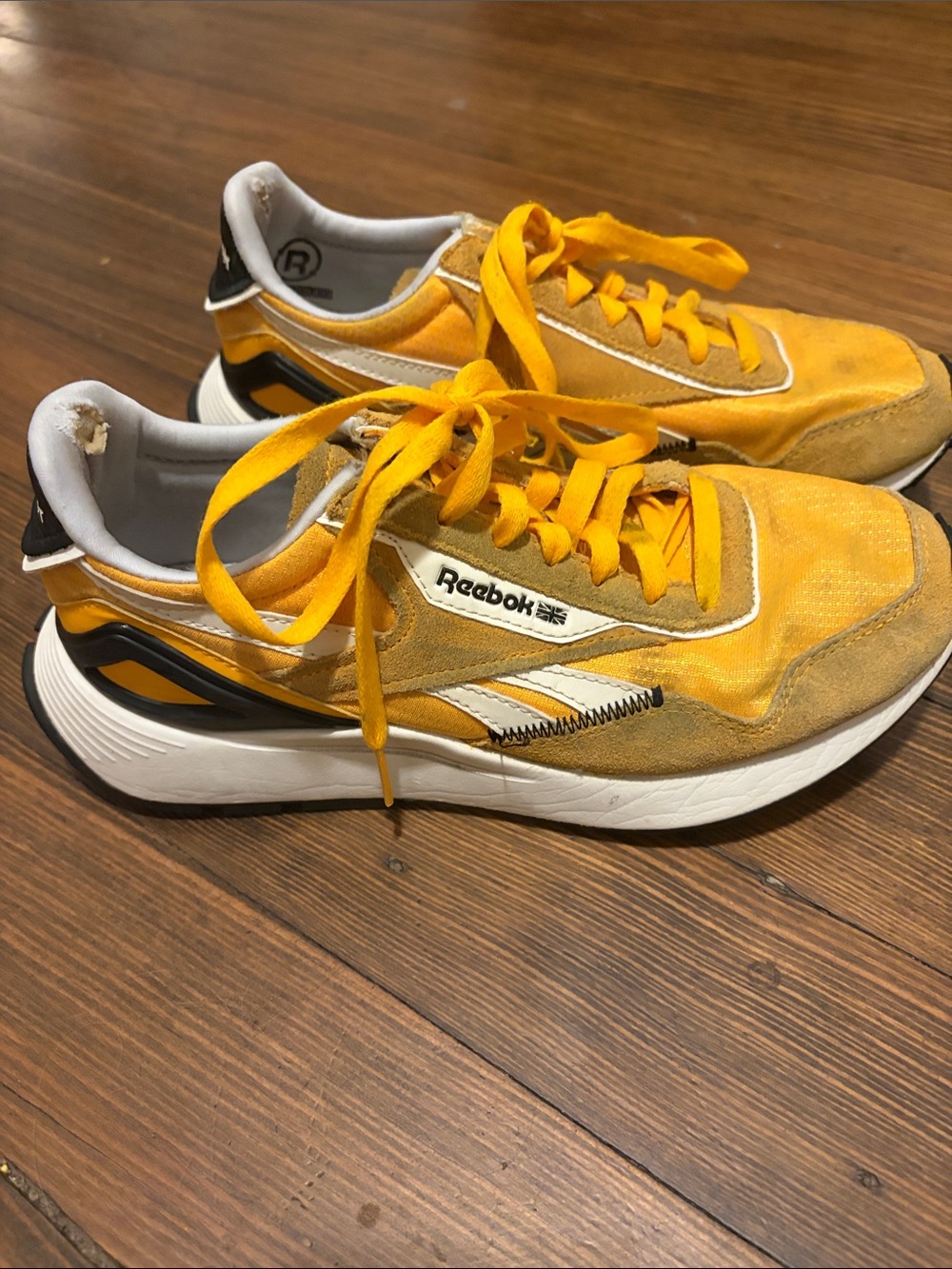 Reebok Men's Yellow and White Retro-Style Sneakers